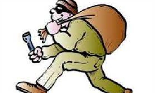 पिथौरा : खेत से बोर पंप चोरी - CG Sandesh