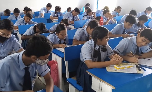बसना : स्वामी आत्मानंद अंग्रेजी माध्यम उत्कृष्ट विद्यालय में... - CG Sandesh
