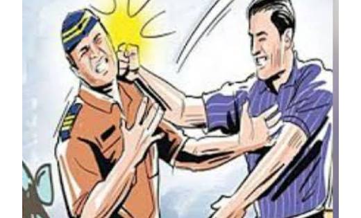 बागबाहरा : ड्यूटी के दौरान आरक्षक से मारपीट, दो पर मामला दर्... - CG Sandesh