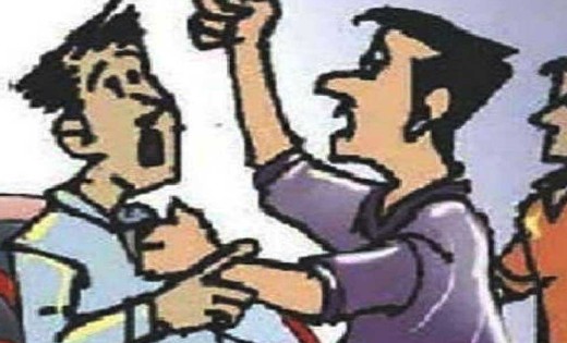 सिंघोड़ा : पुरानी रंजीश को लेकर जमकर मारपीट - CG Sandesh