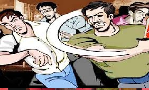 लड़कियों के साथ छेड़खानी करने से रोकने पर छात्रों ने प्रोफेसर... - CG Sandesh