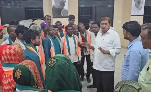 मंत्री मोहम्मद अकबर की मौजूदगी में बड़ी संख्या में युवाओं ने... - CG Sandesh