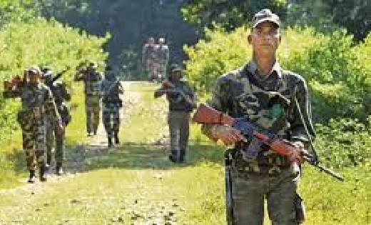 छत्तीसगढ़ : सुरक्षाबल और नक्सलियों के बीच मुठभेड़, एक नक्सली... - CG Sandesh