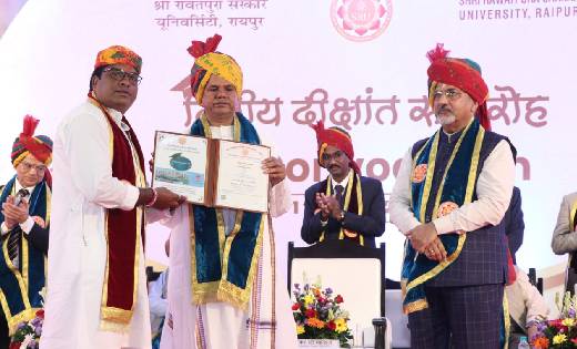 महासमुंद : डॉ. हेमंत खटकर को मिली पीएचडी की उपाधि - CG Sandesh