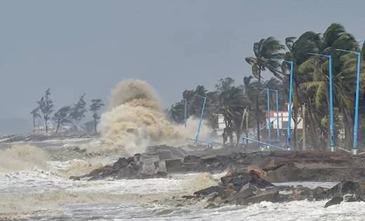 मौसम समाचार : बंगाल की खाड़ी के ऊपर बने गहरे दबाव के चक्रवात... - CG Sandesh