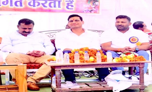 इस दिग्गज नेता ने कांग्रेस पार्टी से दिया इस्तीफा - CG Sandesh