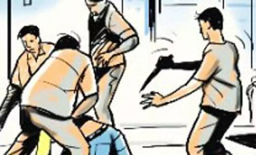 लड़की से बात करने को लेकर विवाद, दशहरा कार्यक्रम के दौरान चा... - CG Sandesh