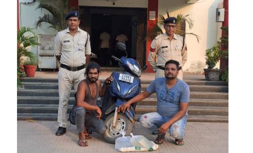 बसना : 10 लीटर महुआ शराब परिवहन करते दो गिरफ्तार - CG Sandesh