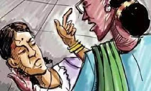 महासमुंद : दामाद को शराब पिलाने की बात पर देवरानी जेठानी में विवाद, मारपीट का मामला दर्ज