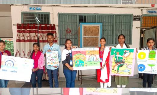 बसना कॉलेज के यूथ रेड क्रॉस विभाग द्वारा किया गया पोस्टर मेक... - CG Sandesh