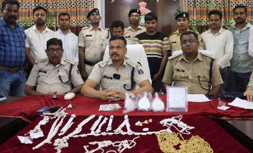 महासमुंद : धोखाधड़ी का खुलासा, पीतल के माला को सोने का बताकर ... - CG Sandesh