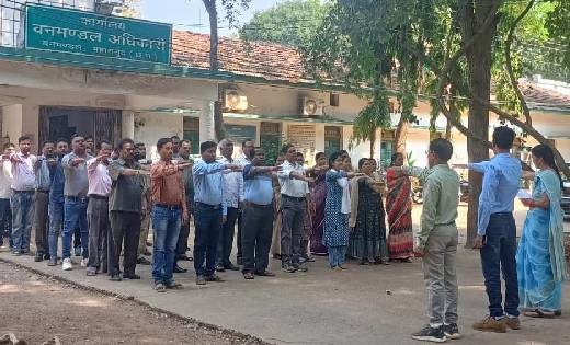 महासमुंद : 25 हजार अधिकारी-कर्मचारियों ने ली अनिवार्य मतदान ... - CG Sandesh