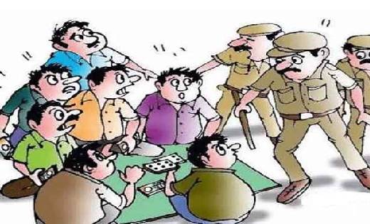 सरायपाली : स्कूल के मैदान में जुआ खेलते 8 गिरफ्तार - CG Sandesh