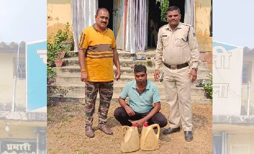 तेंदूकोना : 8 लीटर अवैध शराब के साथ आरोपी गिरफ्तार - CG Sandesh