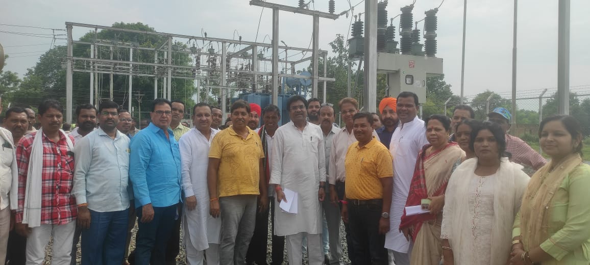 बसना : सब स्टेशन से विधुत कटौती व लो वोल्टेज की समस्या अब खत्म हो जायेगी - देवेन्द्र