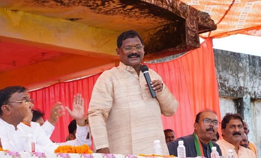 कैबिनेट मंत्री अमरजीत भगत ने सड़क निर्माण का किया भूमिपूजन - CG Sandesh