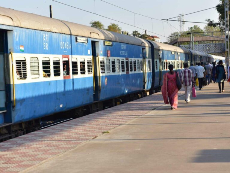 रेलवे ने जारी की नई गाइडलाइन…जाने क्या है नया नियम - CG Sandesh