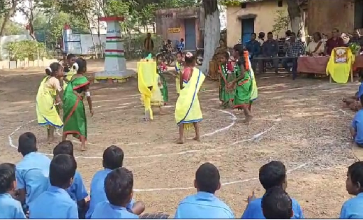 सरायपाली : स्कूल में धूमधाम से मनाया गया दीपावली पर्व - CG Sandesh