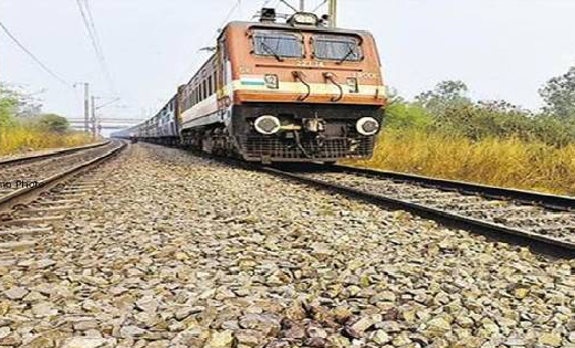 महासमुंद : ट्रेन से कटकर अज्ञात की मौत