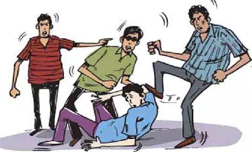 बसना : बड़ेसाजापाली में हुआ जमीन विवाद, डण्डे लाठी व टंगिया स... - CG Sandesh