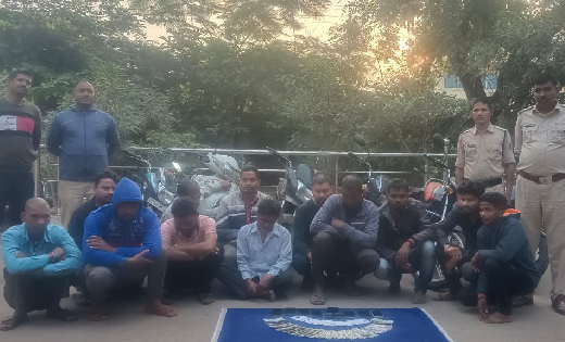 महासमुंद : तालाब किनारे जुआ खेलते 13 जुआरी चड़े पुलिस के हत्थ... - CG Sandesh
