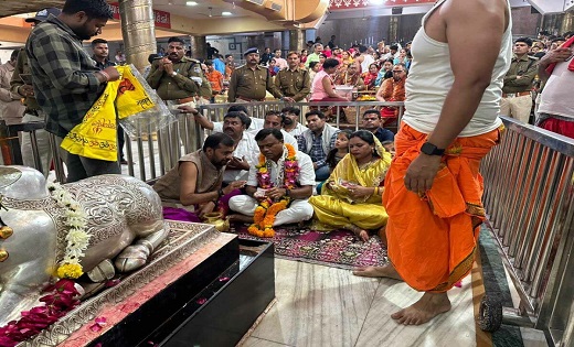 छ.ग. कांग्रेस के चीफ दीपक बैज ने उज्जैन में बाबा महाकालेश्वर का पूजा अर्चना कर लिया आशीर्वाद