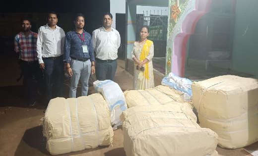 बसना : निर्वाचन को प्रभावित करने वाले 60 हजार रुपये की 750 नग साड़ी जप्त