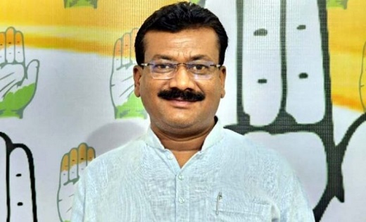 जनता ने BJP को मुख्यमंत्री का चेहरा ढूंढने का अवसर नहीं दिया, छग में फिर कांग्रेस की सरकार बन रही है : धनंजय सिंह ठाकुर