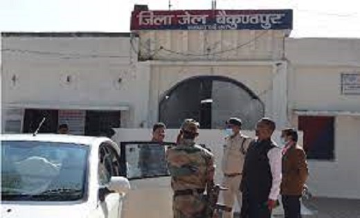 जाने जेलों में बंद कैदियों ने क्या मांग की, सुप्रीम कोर्ट मे... - CG Sandesh