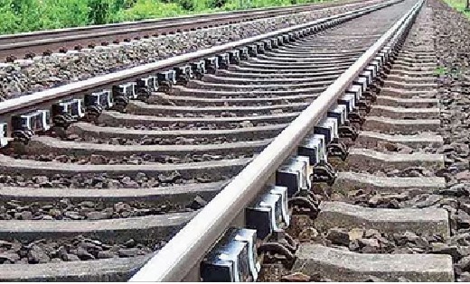 महासमुन्द : ट्रेन से कटकर अज्ञात युवक की मौत