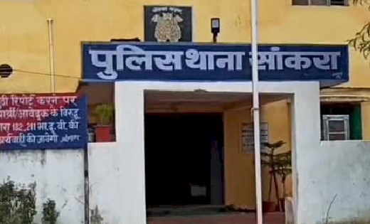 सांकरा : नाकाबंदी कर पुलिस ने पकड़ा 6.8 किलो गांजा. - CG Sandesh