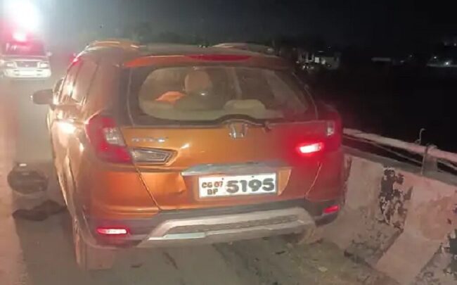 ACCIDENT : कार की टक्कर से एक्टिवा सवार पति-पत्नी की मौत - CG Sandesh
