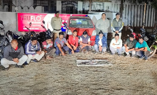 बागबाहरा : पोल्ट्री फार्म पर जुआ खेलते 10 गिरफ्तार, 73 हजार ... - CG Sandesh
