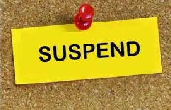 चलती ट्रैन से कैदी फरार, हेड कॉन्स्टेबल सहित दो पुलिसकर्मी न... - CG Sandesh