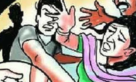 कोमाखान : पड़ोसी ने पुरानी रंजिश के चलते कर दी पिटाई, छुड़ाने ... - CG Sandesh