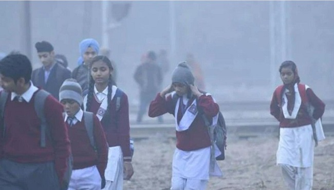 ठंड के कारण इस जिले के स्कूलों में भी तीन दिन का अवकाश घोषित - CG Sandesh