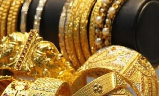 चेक करें आज का रेट : फिर लुढ़का सोना और चांदी, जानिए शादी के... - CG Sandesh