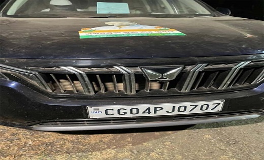 नवागढ़ से कांग्रेस प्रत्याशी गुरु रुद्र कुमार के काफिले पर हमला..गाड़ियां बुरी तरह क्षतिग्रस्त