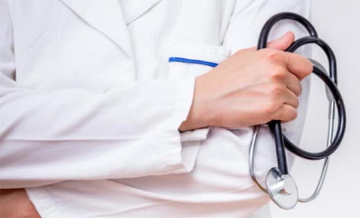  12वीं में बायोलॉजी नहीं पढ़ने वाले भी अब बन सकेंगे डॉक्टर…जानें क्या कहता हैं नया नियम