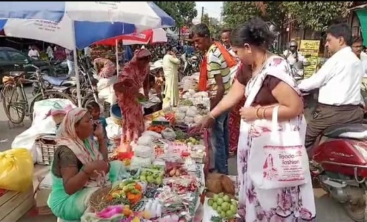 तुलसी पूजा का बाजार हुआ गुलजार - CG Sandesh