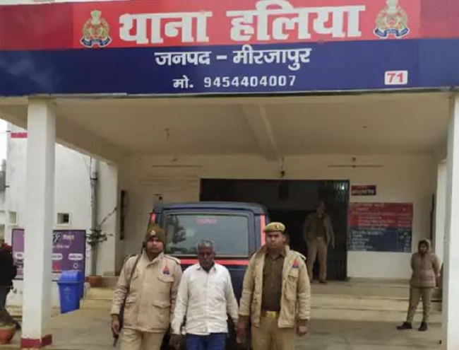 पिता ने किया नाबालिग पुत्री से रेप - CG Sandesh