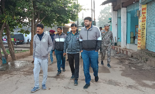 महासमुंद : नगर को स्वच्छ और सुंदर रखने कलेक्टर ने किया विभिन... - CG Sandesh
