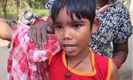 स्कूल में गर्म खीर से झुलसा छात्र, DEO ने हेडमास्टर और टीचर को किया सस्पेंड, हाईकोर्ट ने मांगा जवाब