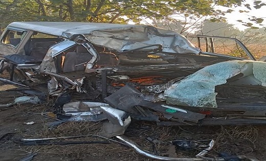 BIG ACCIDENT : ट्रक और कार की टक्कर में छह लोगों की मौत, एक ... - CG Sandesh