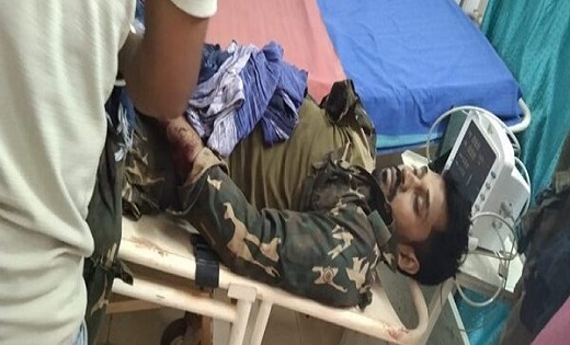 BREAKING : छत्तीसगढ़ में IED ब्लास्ट में एक जवान शहीद, एक घा... - CG Sandesh