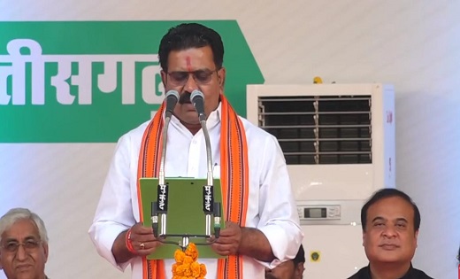 डिप्टी सीएम पद की विजय शर्मा ने ली  शपथ