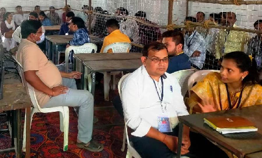 महासमुंद : सुरक्षा के साथ होगी मतगणना; मोबाइल, स्मार्ट वॉच, ... - CG Sandesh