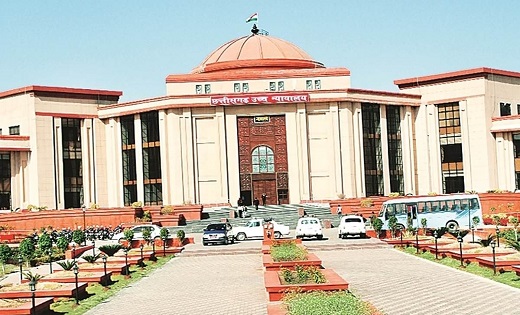 हाईकोर्ट ने बिलासपुर एसपी और सकरी टीआई पर की तल्ख टिप्पणी : कहा – पुलिस जानबूझकर मामले की जांच नहीं करना चाहती