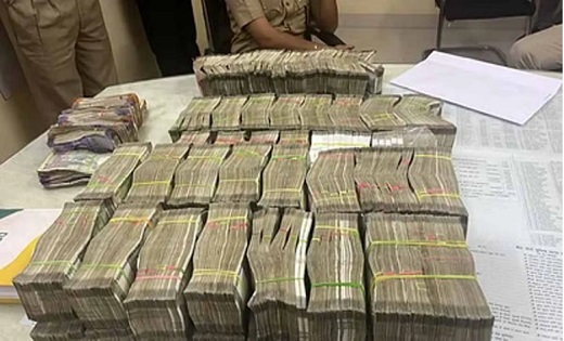 राजधानी में IT का छापा : अनाज कारोबारियों के 50 ठिकानों पर दबिश...2 करोड़ रुपए जब्त