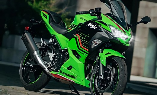 अब Kawasaki Ninja 400 पर मिलेगा बम्पर Discount कीमत आधी...स्... - CG Sandesh